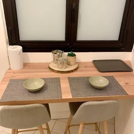 Appartement Spacieux Duplex Parisien Renove, Proche Tour Eiffel